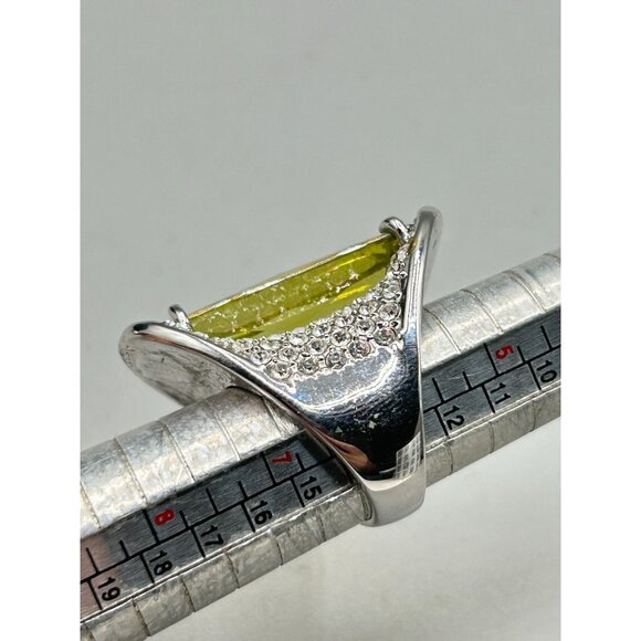Fancy Statement Ring Size 6 Wide Cocktail Ring with Elongated Green Glass Stone - Picture 10 of 10